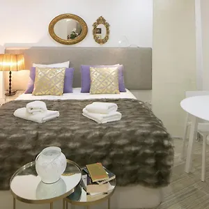 central-lisbon-gold-studio.hotels-lisbon-portugal.com/