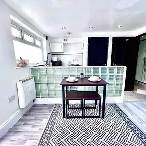 Appartamento In, Londra