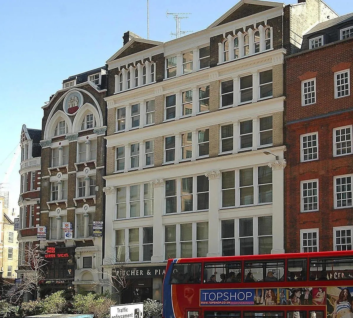 196 Bishopsgate Apartment London